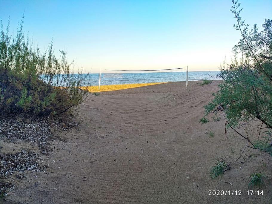 Estupendo Apartamento En Primera Linea De Playa Y Con Vistas Al Mar Дения Экстерьер фото